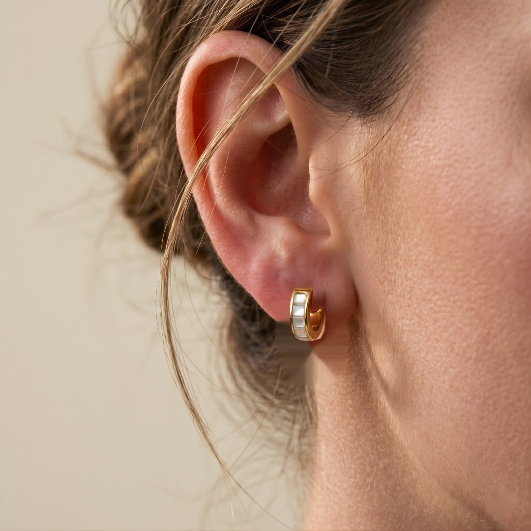 Magneva Earrings – Daily ease, natural balance
